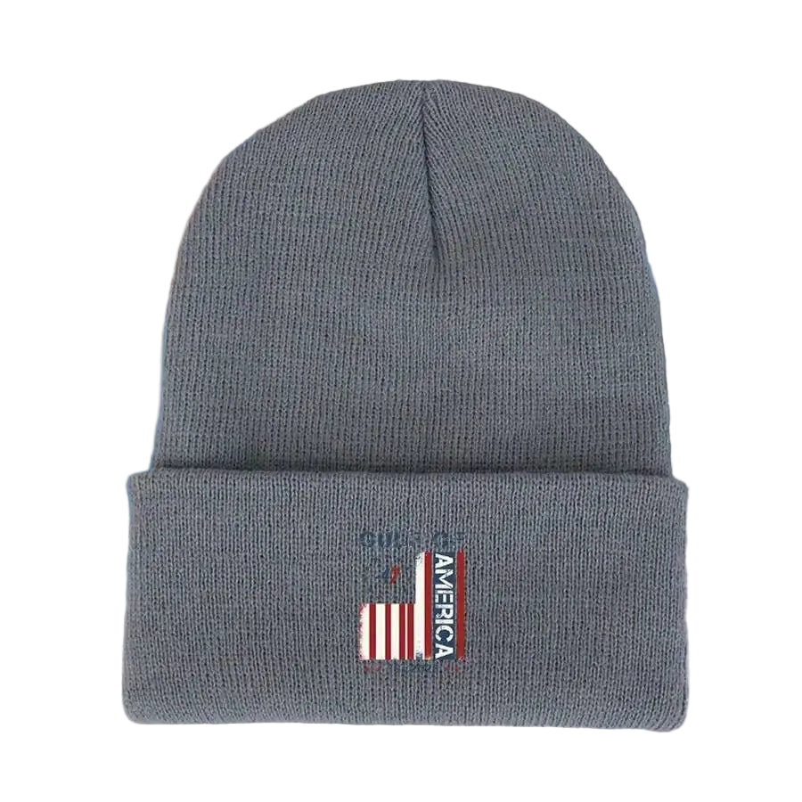Minimalist Patch Detail Acrylic Knit Beanie for Everyday Streetwear Winter Casual Outdoor Style