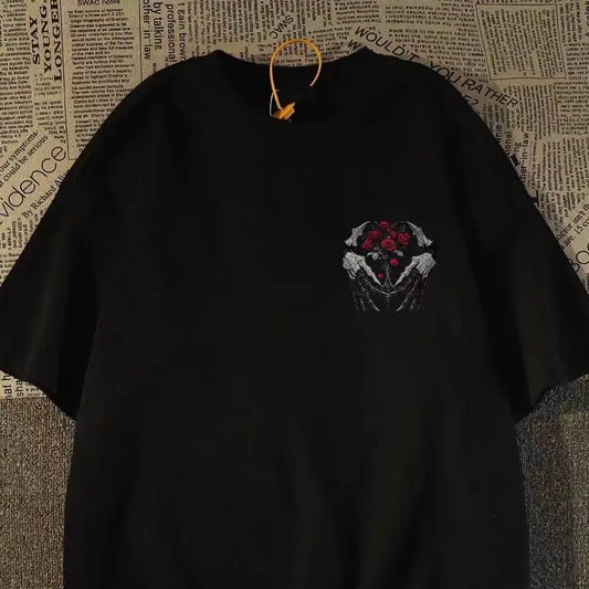Vintage Skull Graphic Streetwear Cotton T-Shirt With Rose Artwork Design