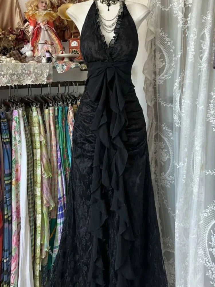 Elegant Lace Gothic Maxi Dress with Dark Romantic Fashion Style