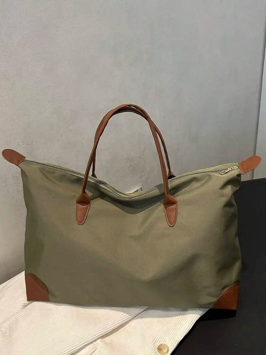 Minimalist Large Capacity Weekender Tote Bag with Zip Closure