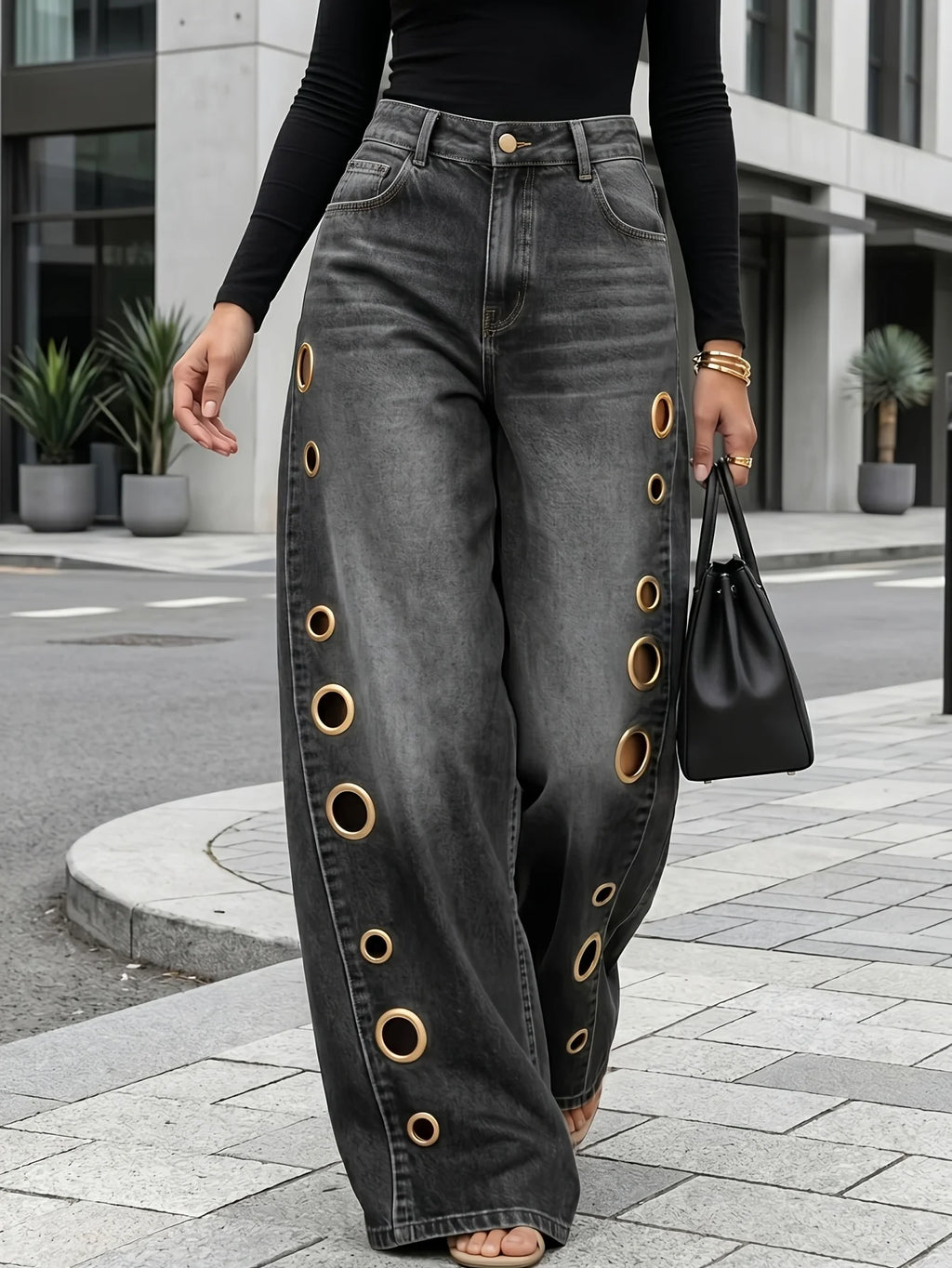 High Waist Wide Leg Denim Jeans with Metal Eyelet Detail Relaxed Streetwear Fit