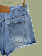 Women's Classic Denim Shorts with Slim Fit and Timeless Casual Everyday Design