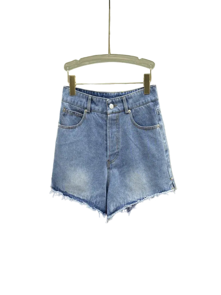 Women's Classic Denim Shorts with Slim Fit and Timeless Casual Everyday Design