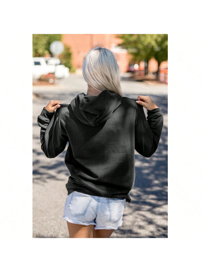 Oversized Vintage Skull Graphic Hoodie with Relaxed Streetwear Fit