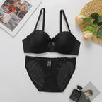 Smooth Contour Underwire Bra Set with Delicate Lace Trim