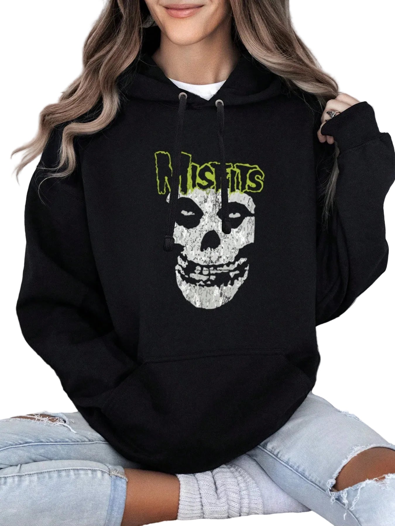 Oversized Vintage Skull Graphic Hoodie with Relaxed Streetwear Fit