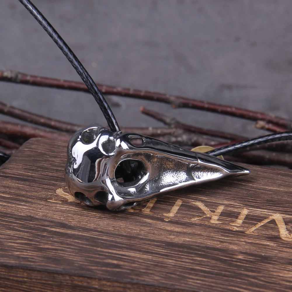 Mini Raven Skull Pendant Necklace for Gothic Alternative Style
