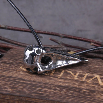 Mini Raven Skull Pendant Necklace for Gothic Alternative Style