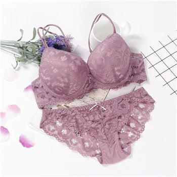 Romantic Light Pink Floral Lace Underwire Bra and Textured Panty Set