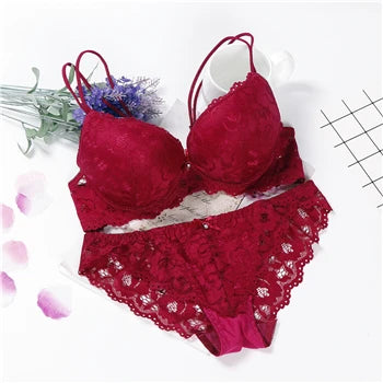 Romantic Light Pink Floral Lace Underwire Bra and Textured Panty Set