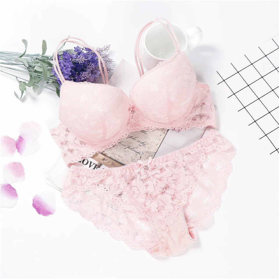 Romantic Light Pink Floral Lace Underwire Bra and Textured Panty Set