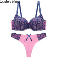 Sophisticated Two-Tone Floral Lace Push-Up Bra and Thong Ensemble