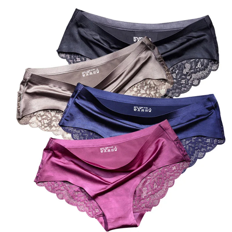 Four-Piece Low-Rise Seamless Brief Set with Intricate Lace Backs