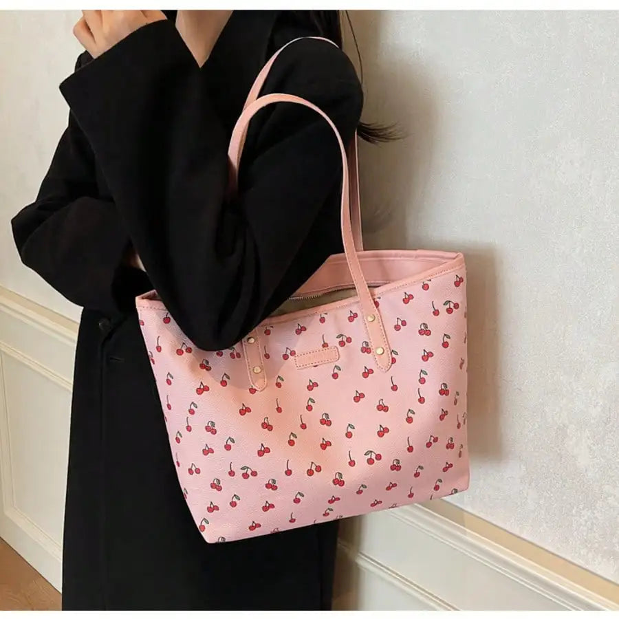 Large Capacity Printed Bucket Tote Bag with Zip Closure Design