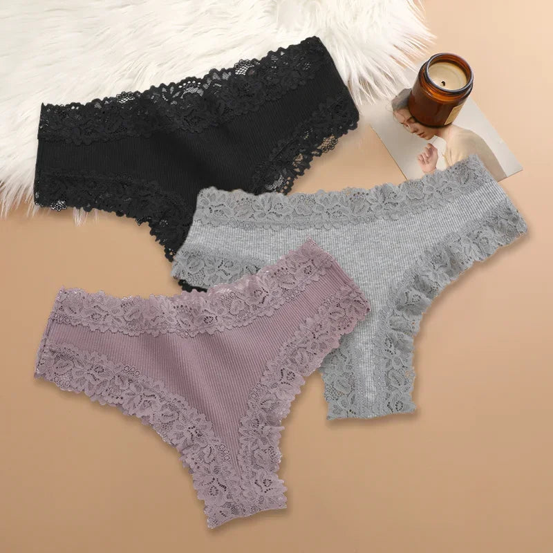 Three-Piece Ribbed Cotton-Blend Bikini Panty Set with Scalloped Lace Trim