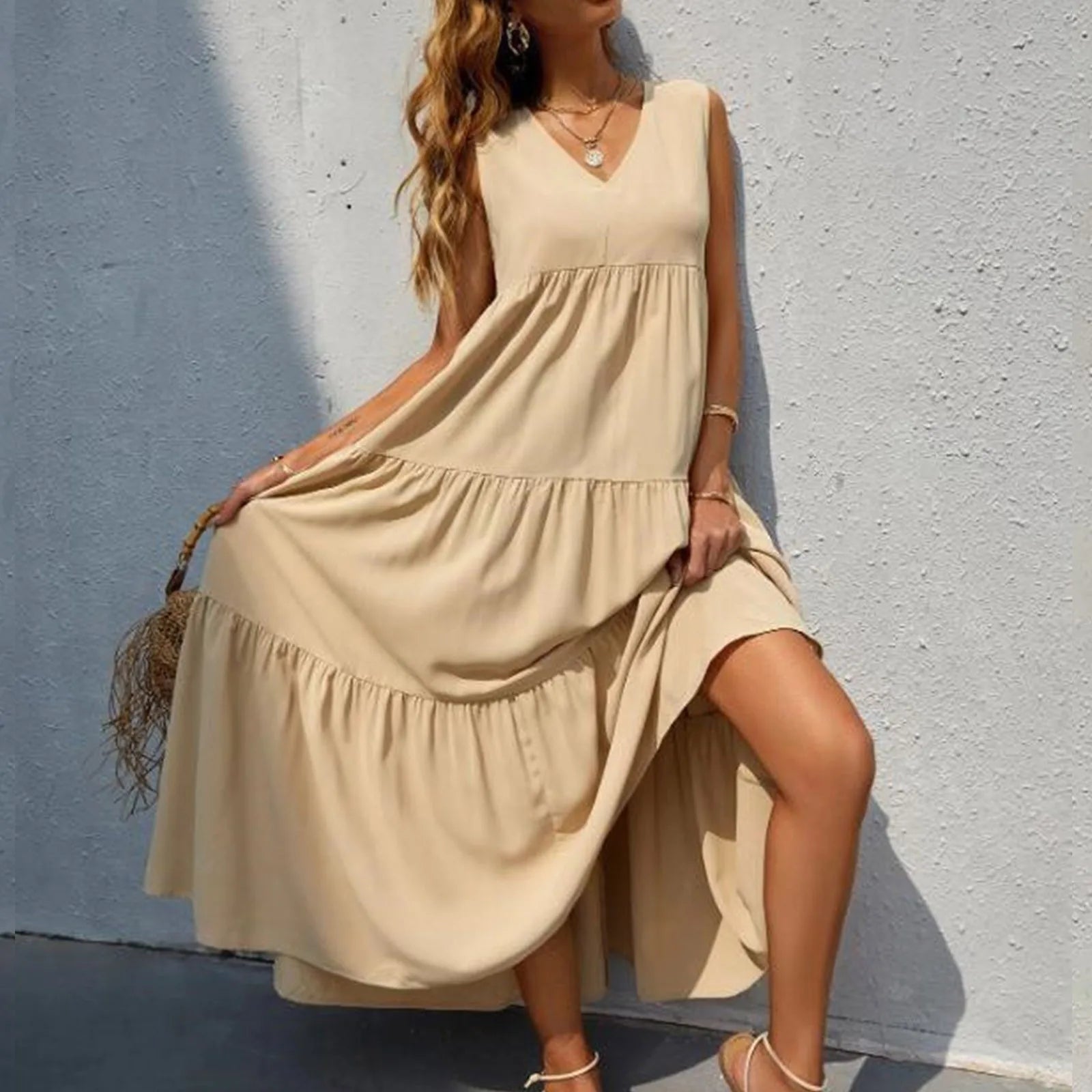 Flowing Tiered Maxi Dress With Relaxed Shape And Soft Movement