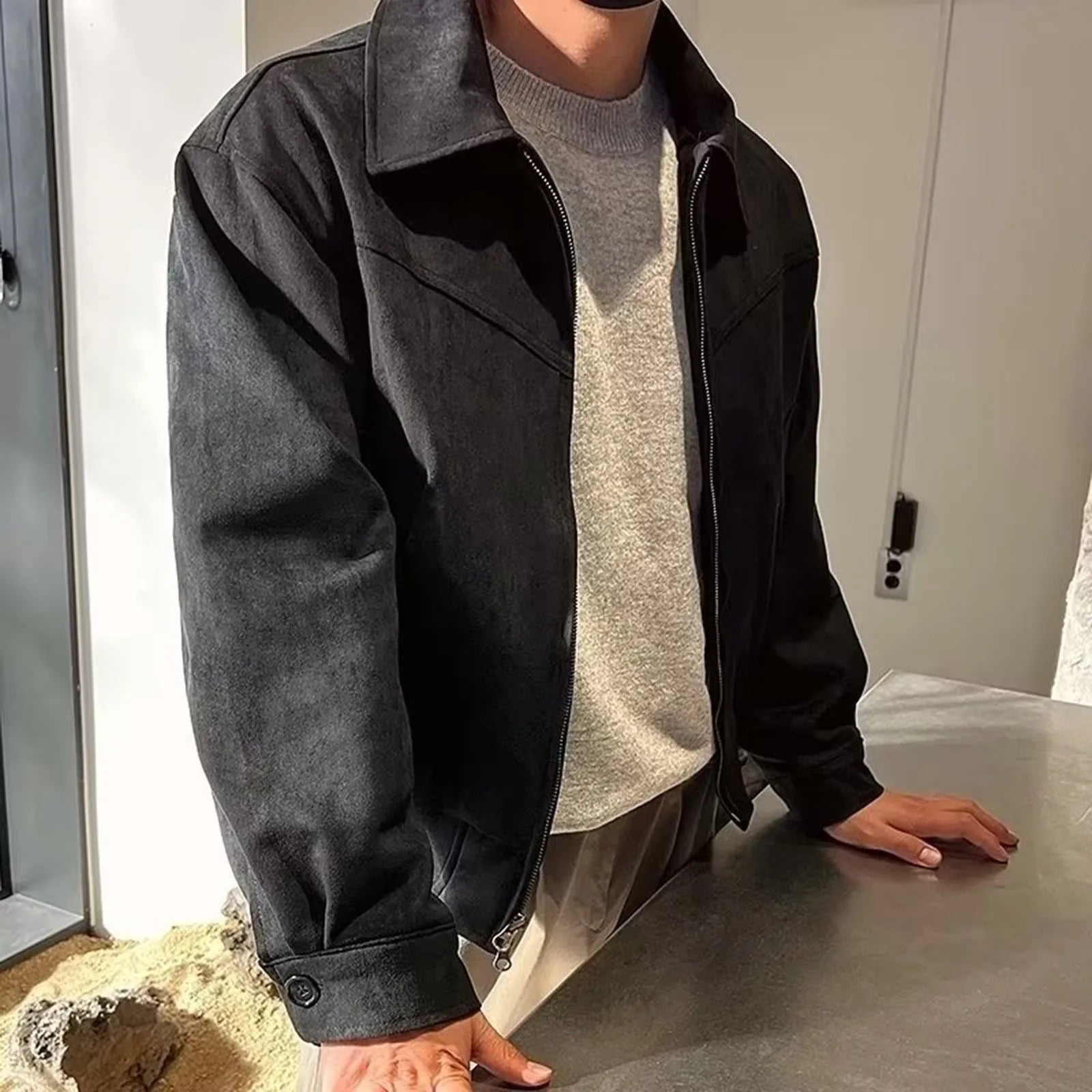 Men's Vintage-Inspired Cropped Zip Jacket with Relaxed Workwear Silhouette