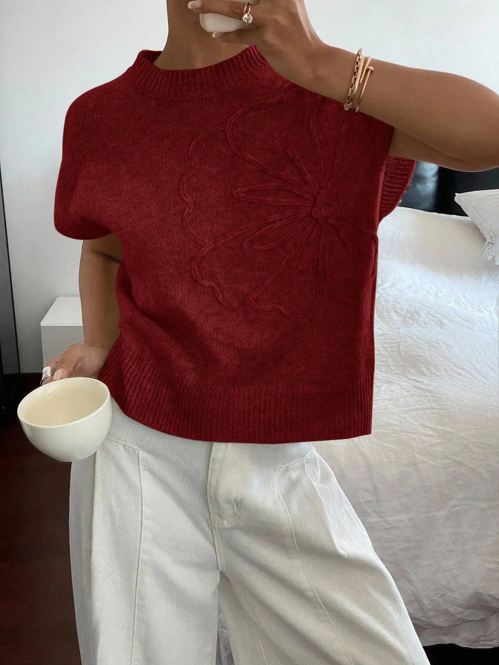 Women's Floral Crew Neck Knit Sweater with Relaxed Summer Short Sleeves