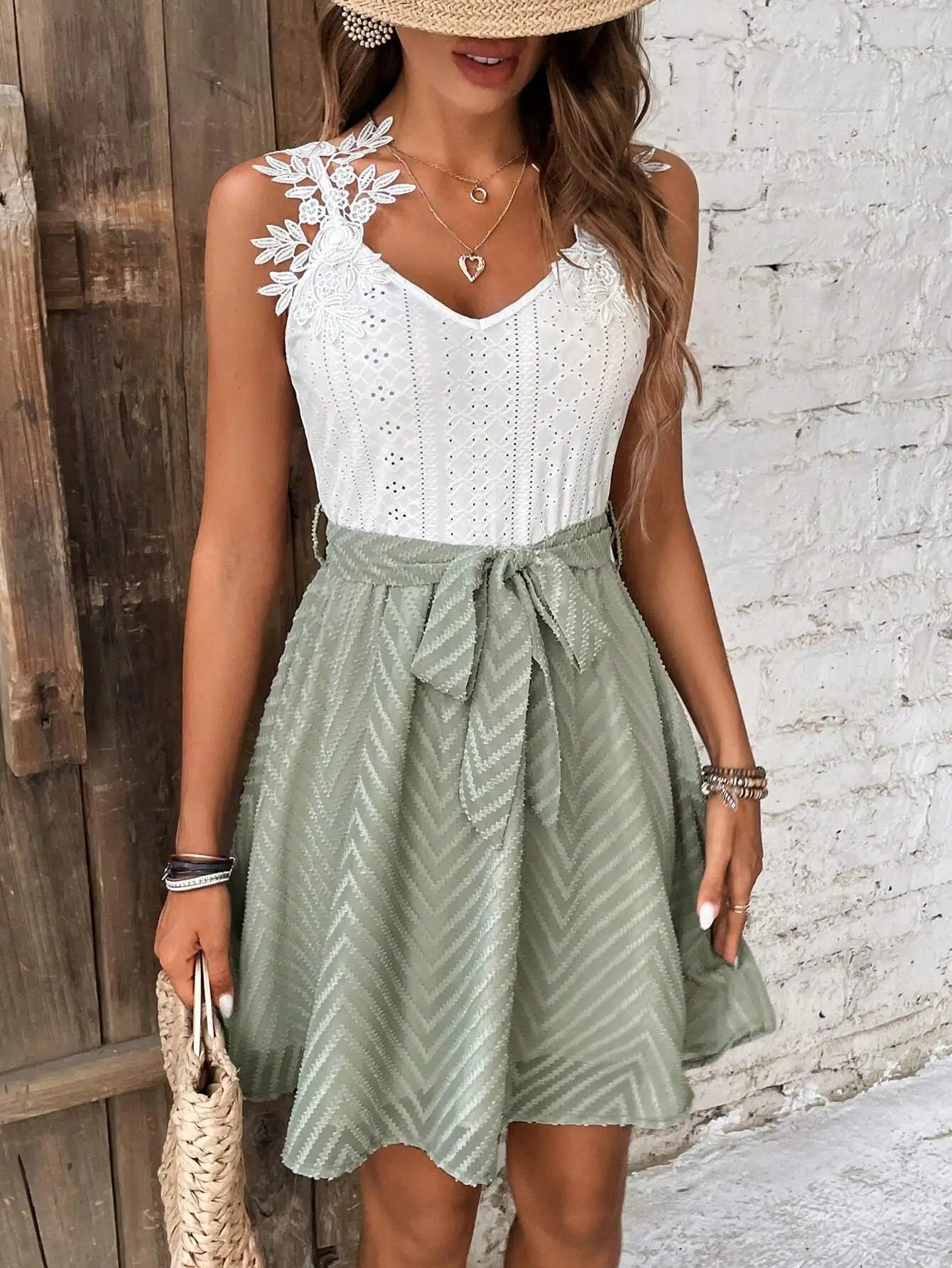 Lace Detail Sleeveless V-Neck Mini Dress with Defined Waist Silhouette