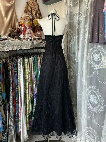 Elegant Lace Gothic Maxi Dress with Dark Romantic Fashion Style