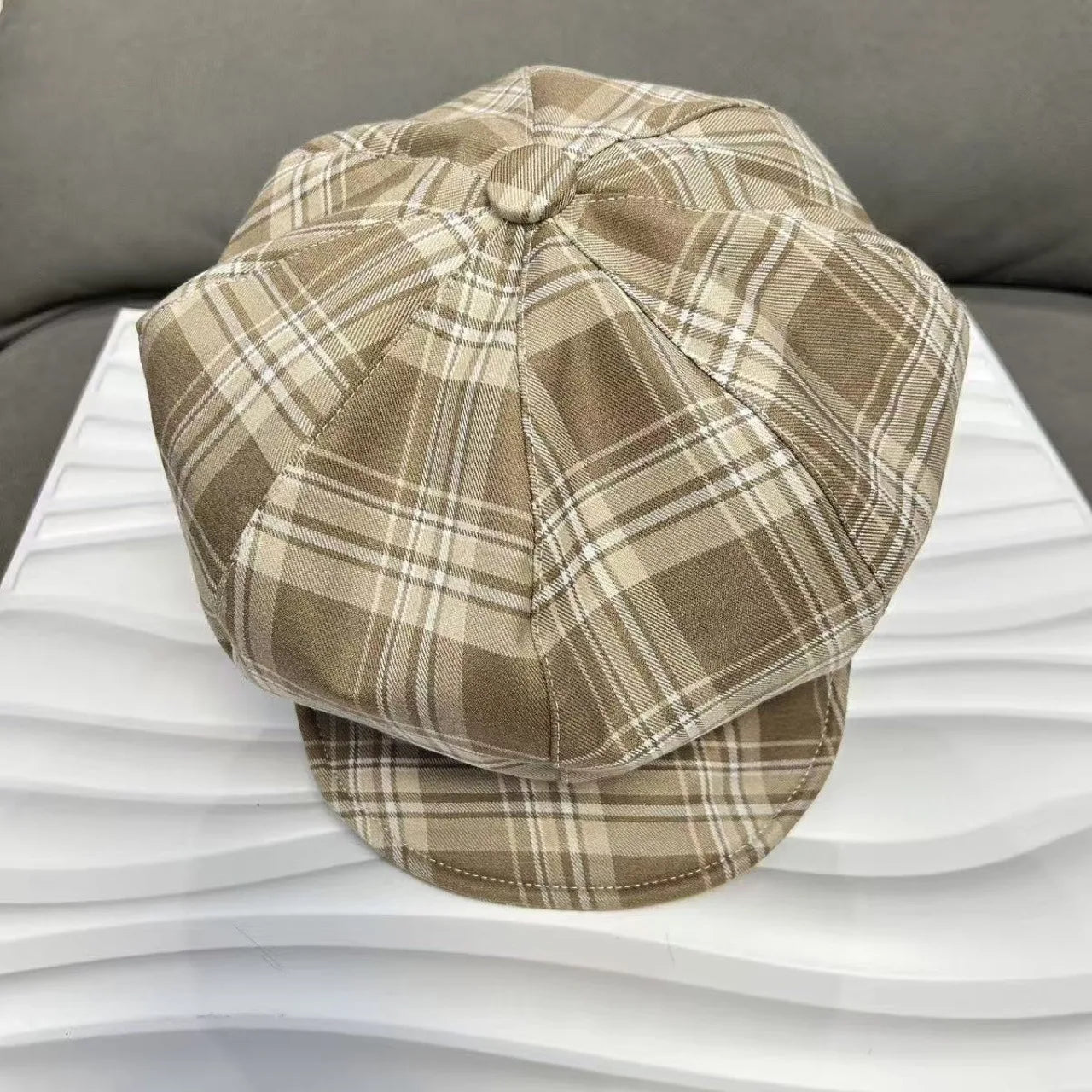 Vintage Plaid Newsboy Flat Cap for Casual Everyday Heritage Streetwear Fashion Style
