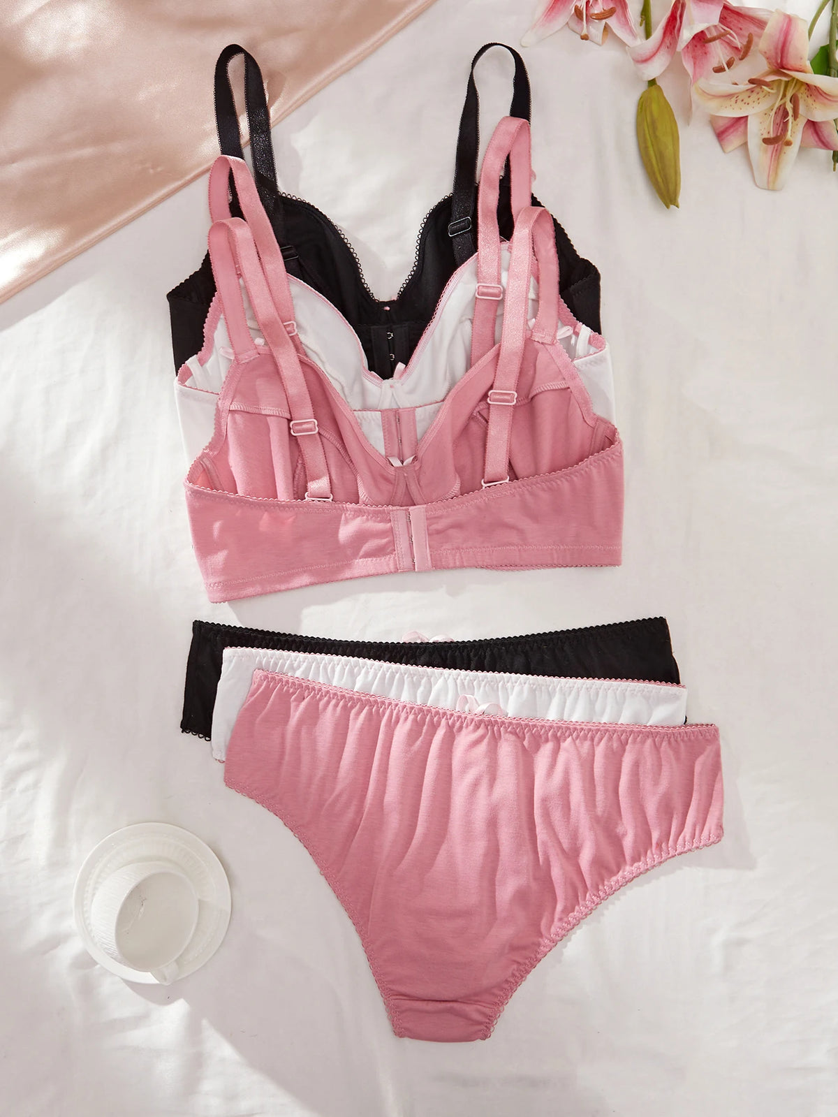Smooth Pink Underwire Bra and Panty Set with Crisp Contrast Trim