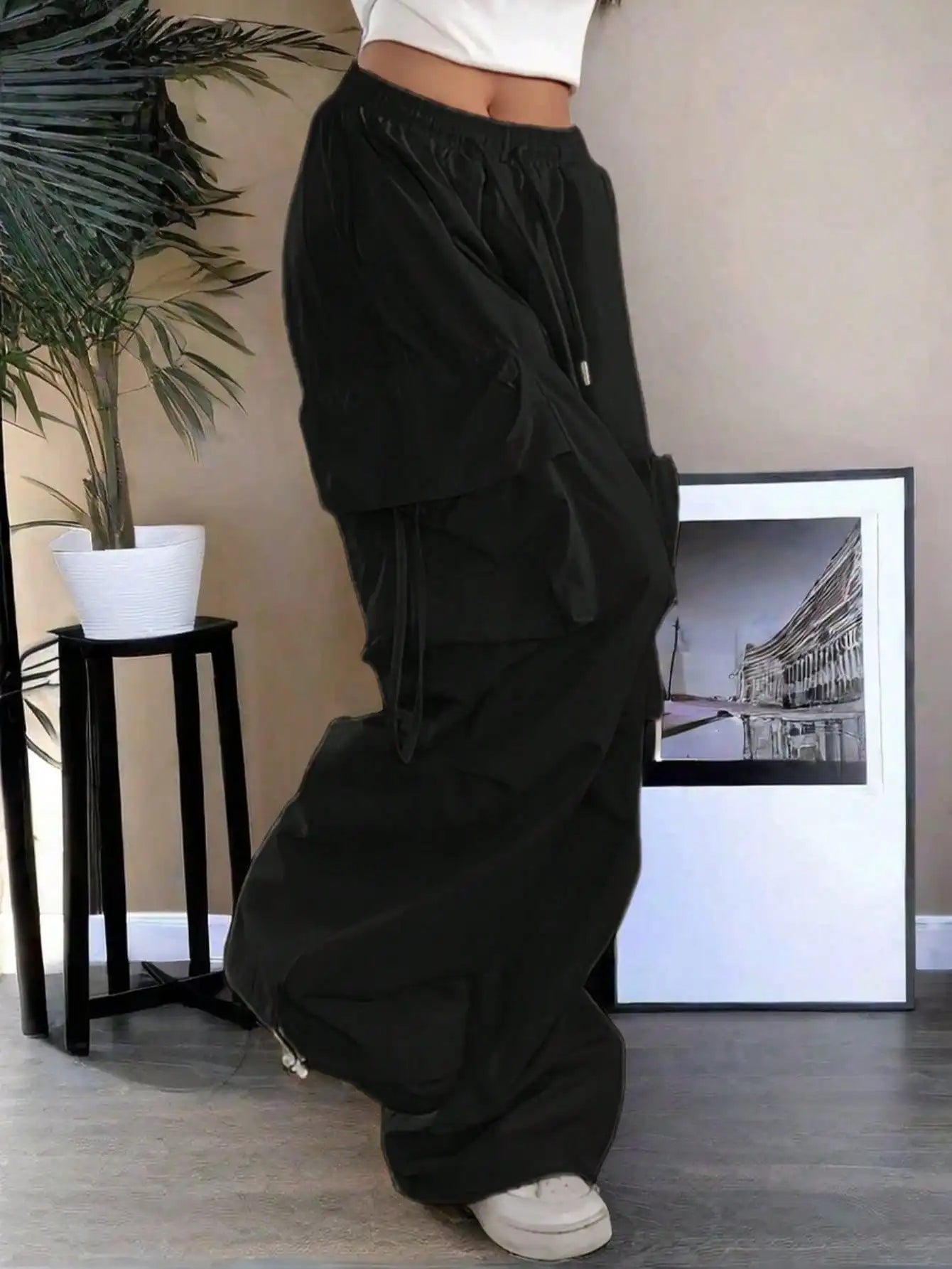 High Waist Cargo Pants with Flap Pockets Relaxed Wide Leg Streetwear Trousers