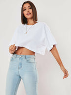 Women's Relaxed Cropped T-Shirt for Minimalist Casual Streetwear Everyday Comfort and Layered Style
