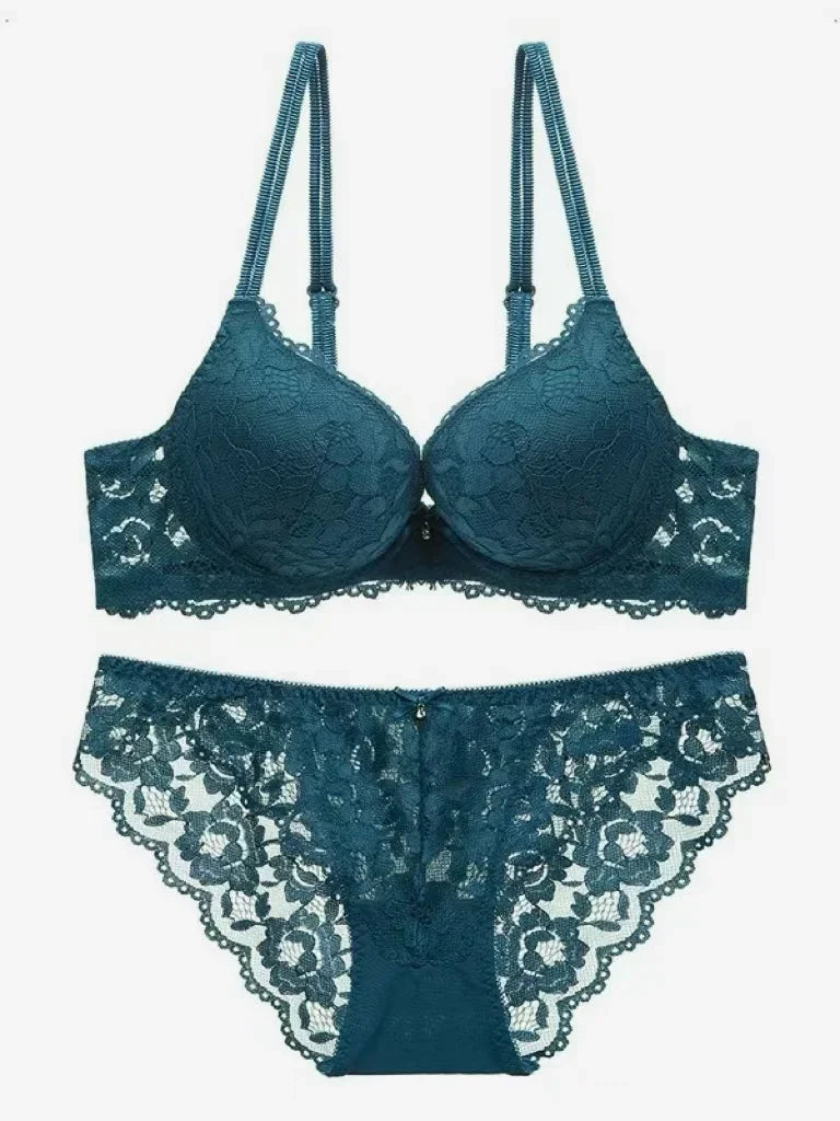 Rich Berry Floral Lace Push-Up Bra and Scalloped Panty Set with Double Strap Detail