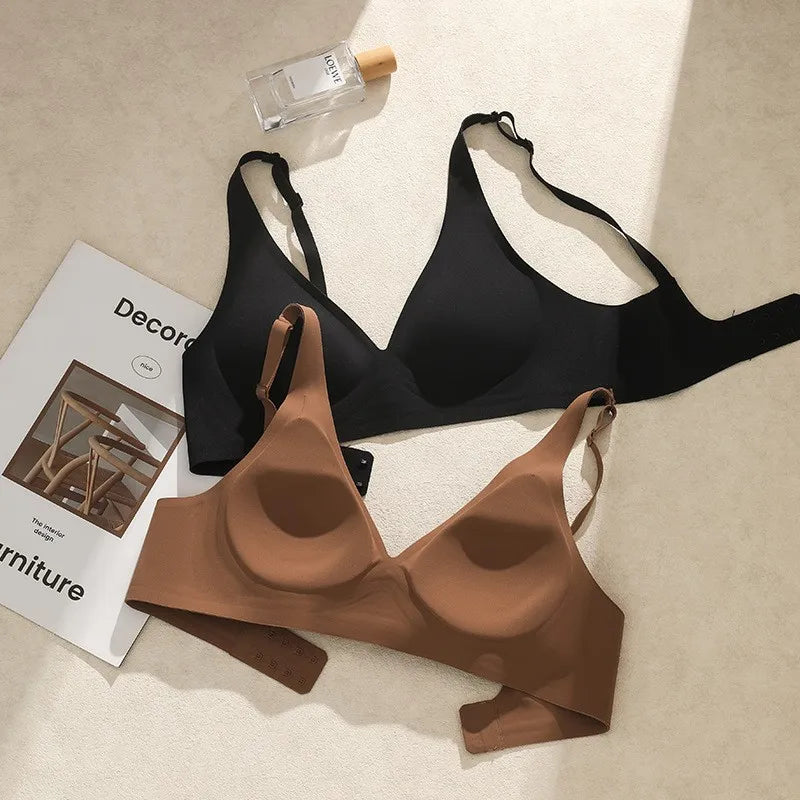 Seamless Deep-V Wire-Free Bra with Wide Smoothing Straps