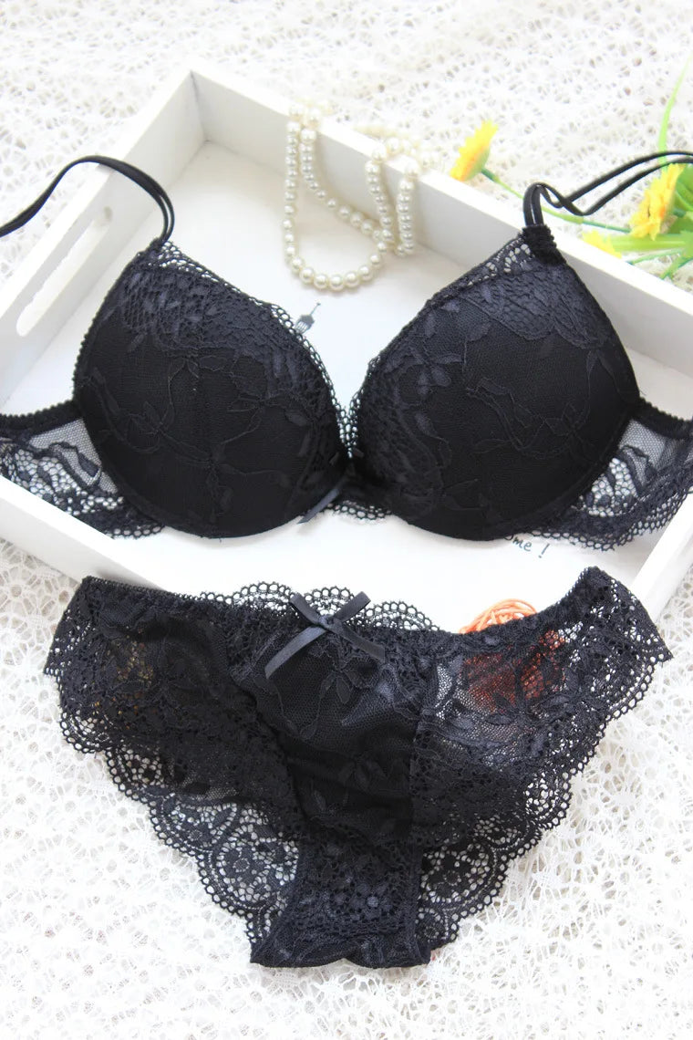 Rich Royal Blue Floral Lace Push-Up Bra and Scalloped Panty Set
