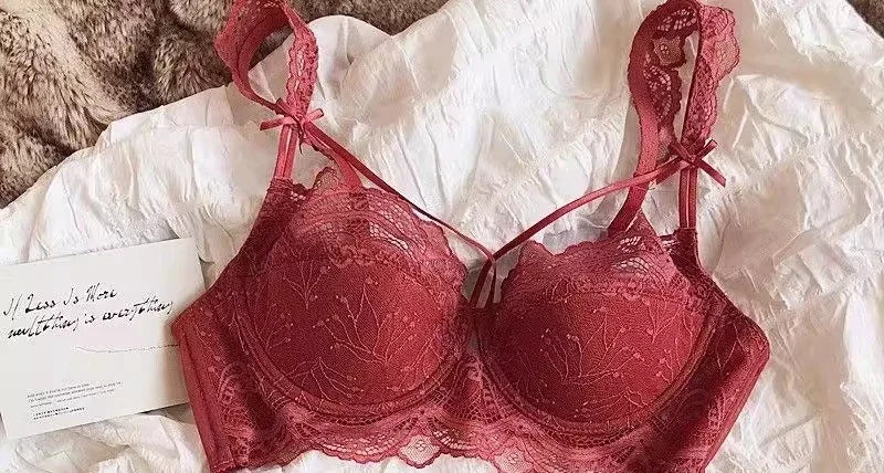 Crimson Red Textured Floral Lace Underwire Bra and Scalloped Panty Set