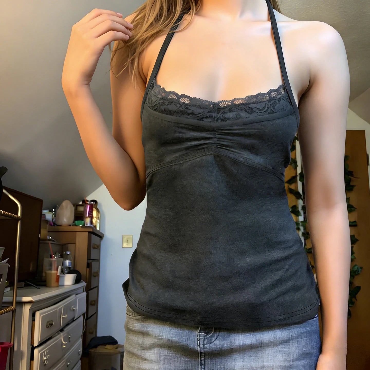 Vintage Lace Trim Halter Crop Top with Slim Fit Knit Streetwear Camisole Design