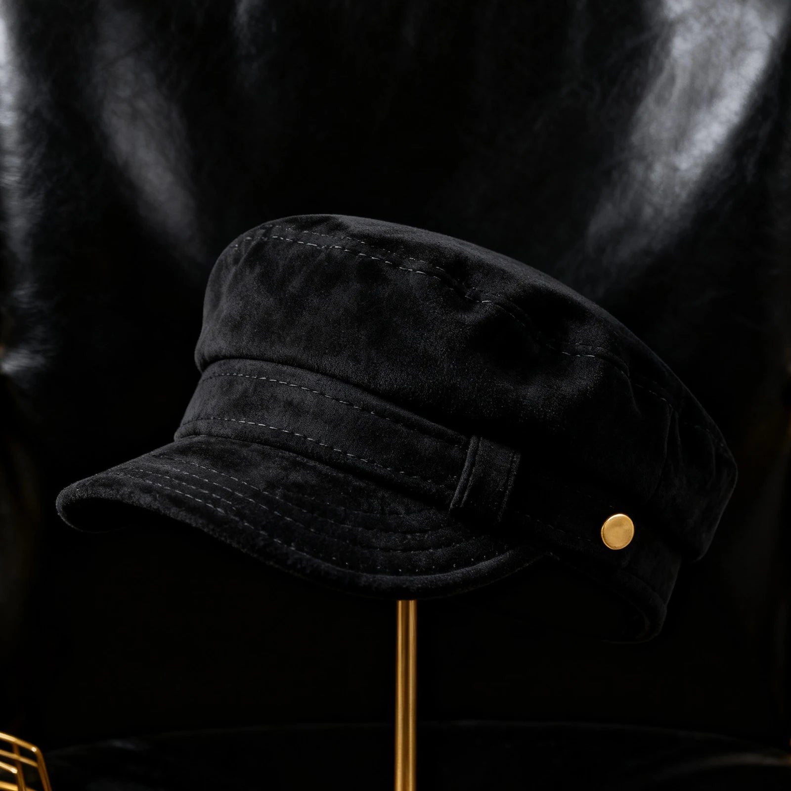 Vintage Military Baker Cap with Decorative Buckle for Casual Everyday Fashion Style