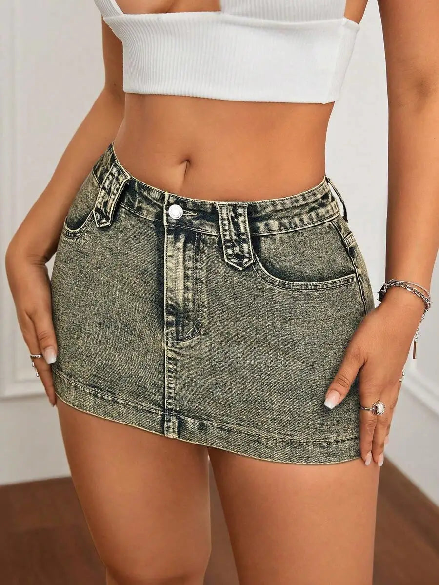 Washed Denim Bodycon Mini Skirt with Front Pockets and Slim Fit