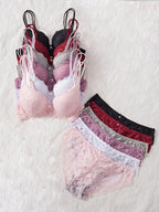 Elegant Floral Lace Scalloped Underwire Bra and Panty Set