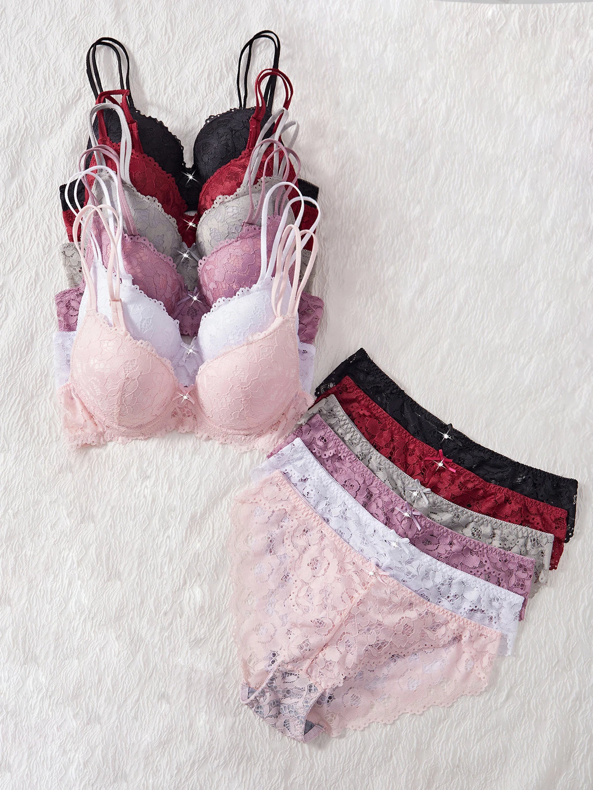 Elegant Floral Lace Scalloped Underwire Bra and Panty Set