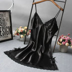 Women's Lace-Trim V-Neck Camisole Nightgown, Sleeveless Knee-Length Slip Dress with Delicate Patchwork Detailing for Sleepwear
