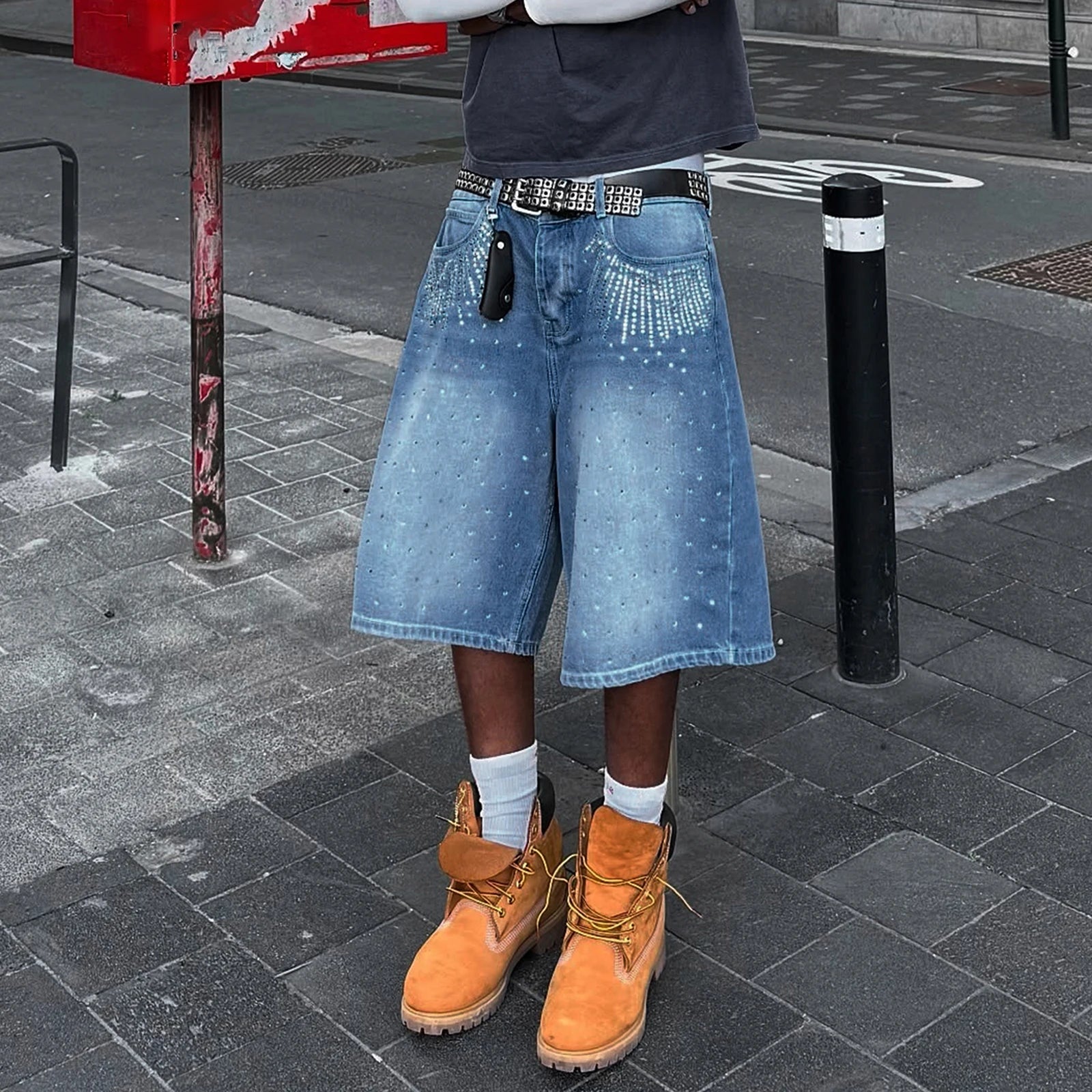 Men's Loose Knee Length Denim Style Shorts with Mid Rise Casual Everyday Comfort