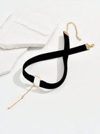 Minimalist Velvet Circle Choker Necklace with Gothic Pendant Chain Detail