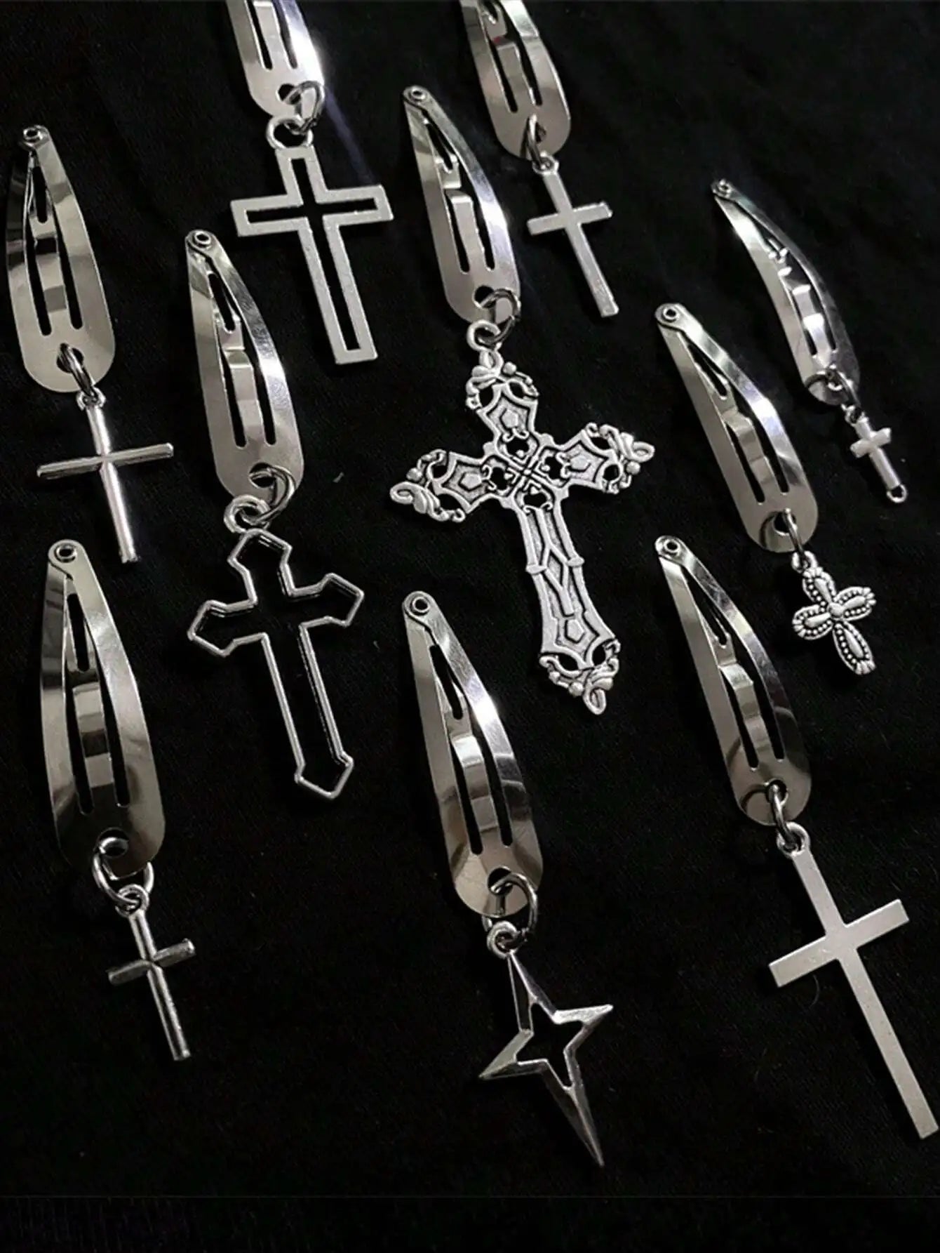 Gothic Cross Hair Clip Set Punk Streetwear Statement Accessories Collection