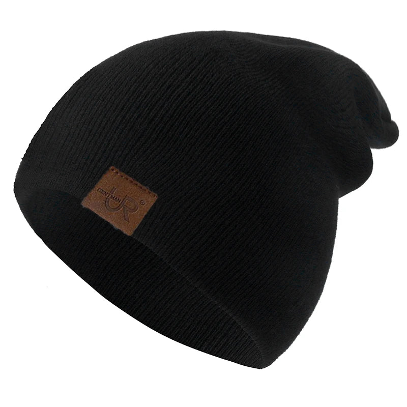 Minimalist Slouchy Acrylic Knit Beanie with Decorative Patch for Casual Streetwear Winter Fashion