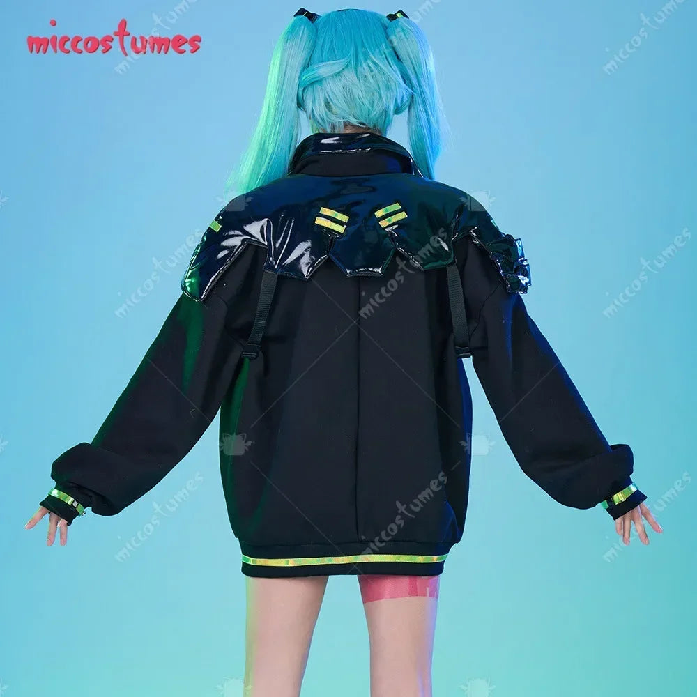 Women's Utility Inspired Jacket and Layered Outfit Set with Contemporary Streetwear Styling