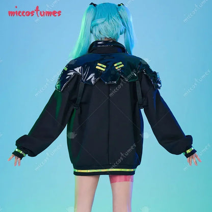 Women's Utility Inspired Jacket and Layered Outfit Set with Contemporary Streetwear Styling