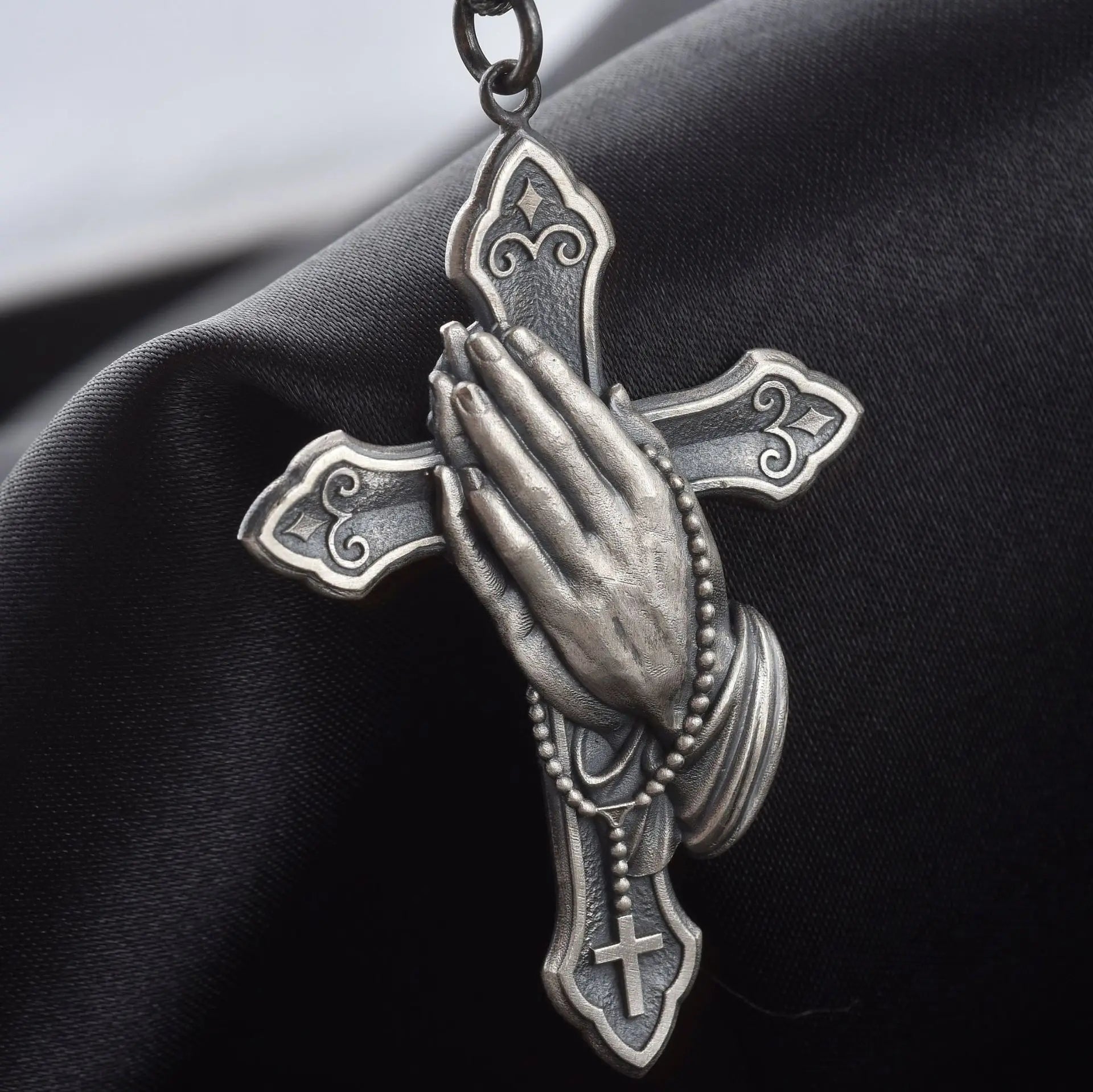 Praying Hands Cross Pendant Necklace With Vintage Gothic Statement Aesthetic