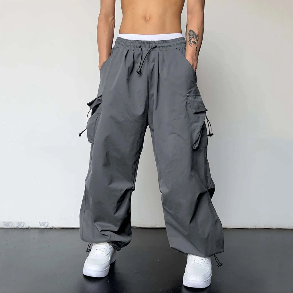 Men's Relaxed Cargo Pants with Multi-Pocket Design and Adjustable Hem