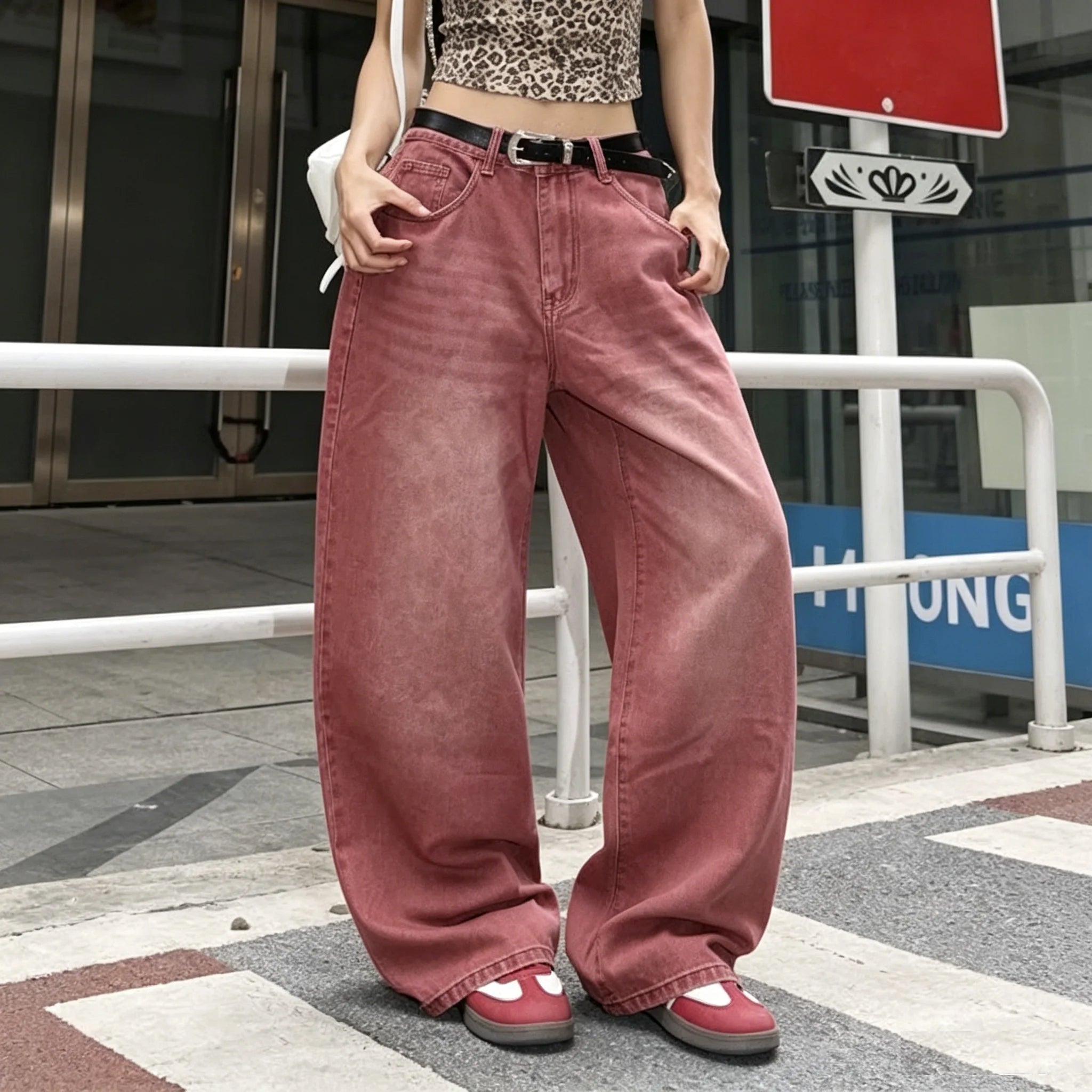 Vintage Washed Baggy Wide Leg Denim Jeans with Mid Rise Relaxed Streetwear Fit