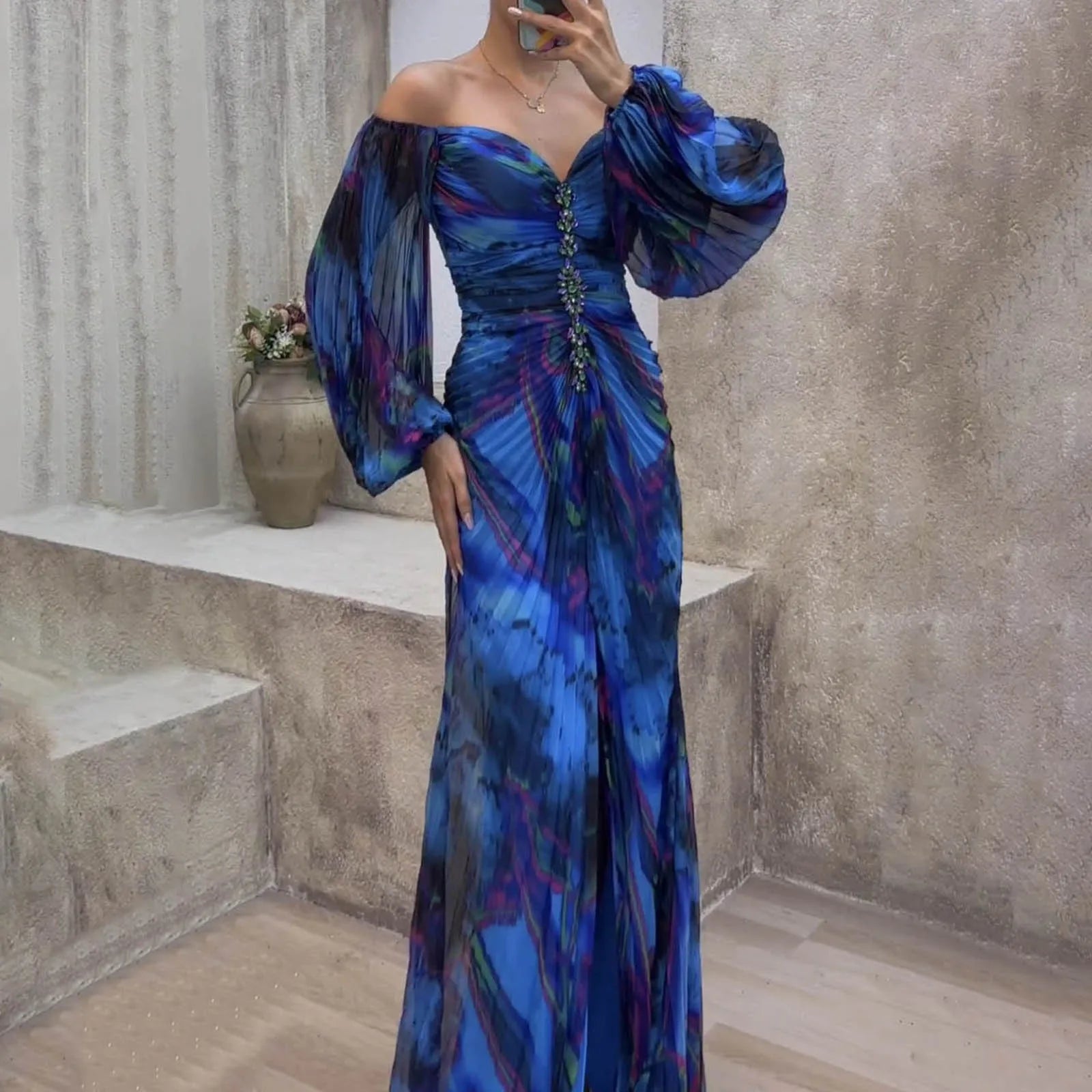 Printed Pleated Maxi Dress with Long Sleeves and Side Slit