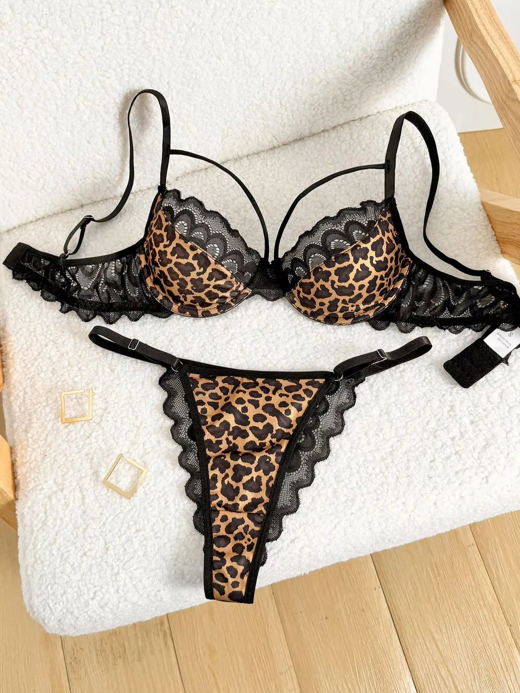 Strappy Leopard Print Underwire Lingerie Set with Black Scalloped Lace