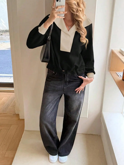 Women's Contrast Collar V-Neck Sweatshirt with Long Sleeves for Casual Contemporary Everyday Fashion